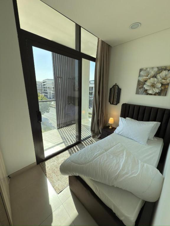 Nuchi H O S T E L Apartment Dubai